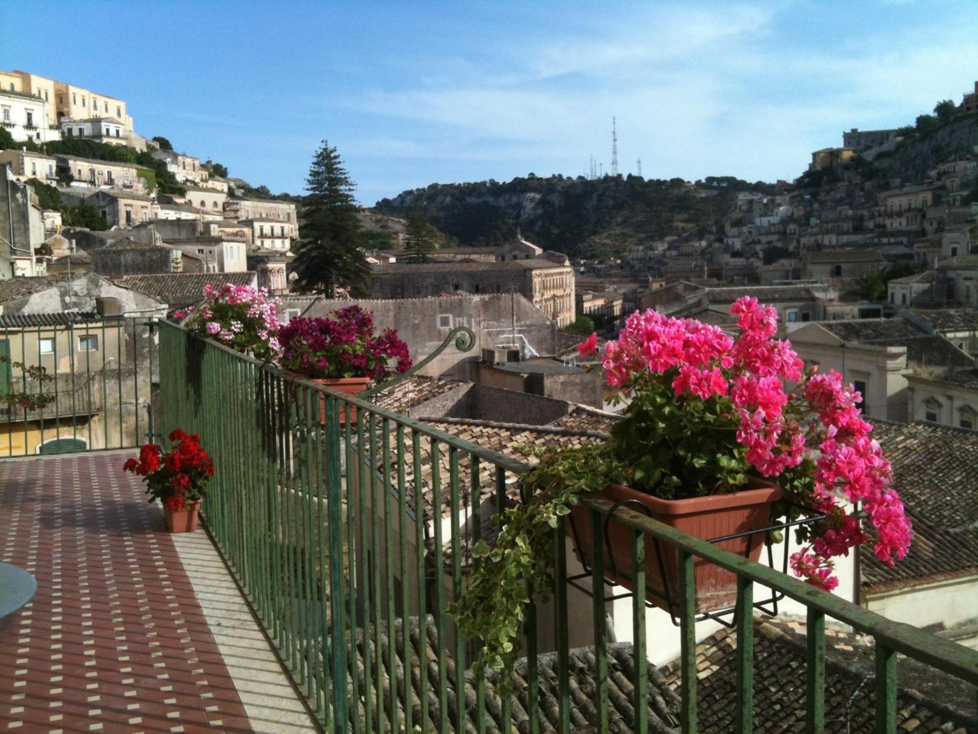 I Tetti Di Siciliando Bed and Breakfast Modica Buitenkant foto