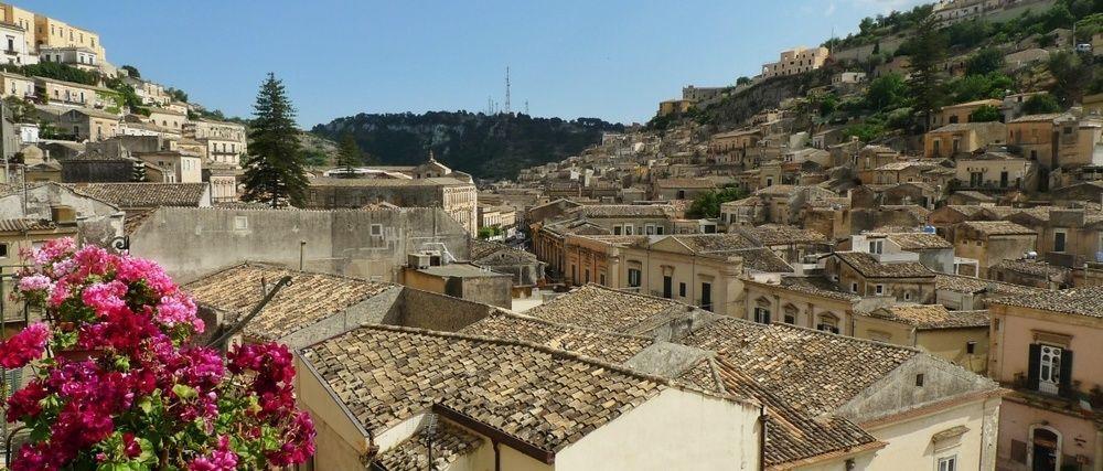 I Tetti Di Siciliando Bed and Breakfast Modica Buitenkant foto